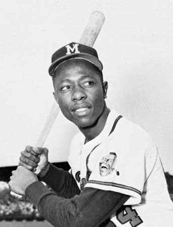 20120206211301-hankaaron.jpg