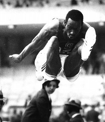20120502231034-bob-beamon.jpg